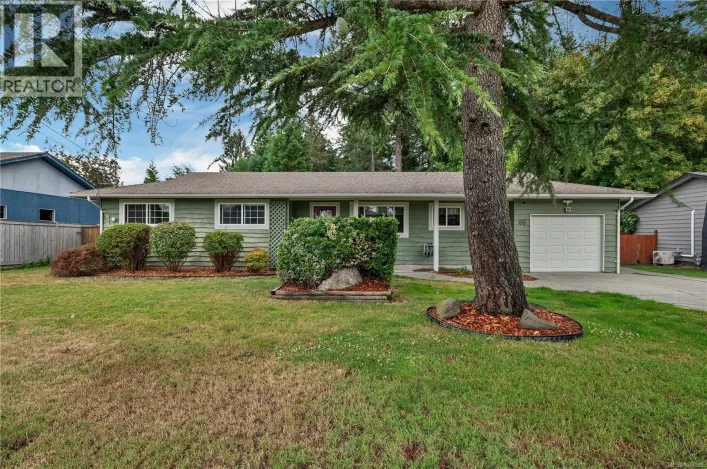 66 Oregon Rd, Campbell River