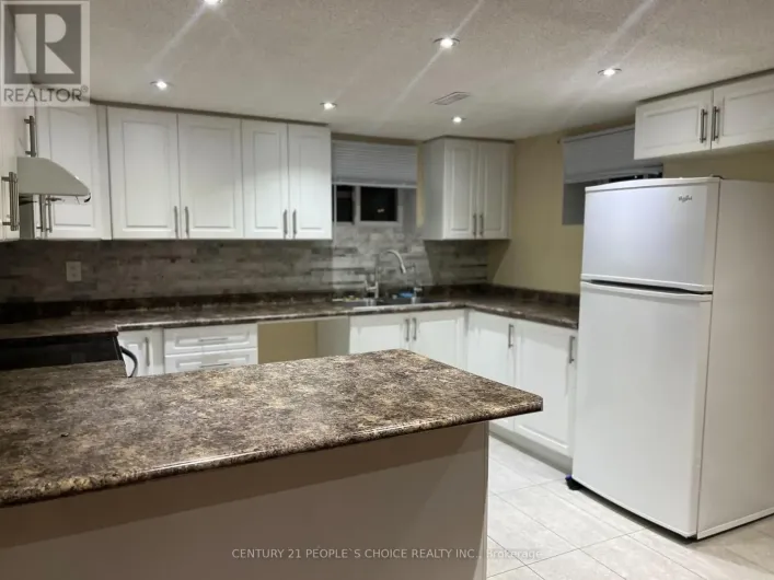 66 STAVELY CRESCENT, Toronto