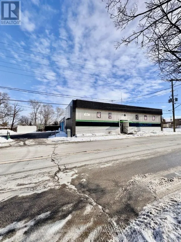 66 WILLIAM STREET N, Kawartha Lakes