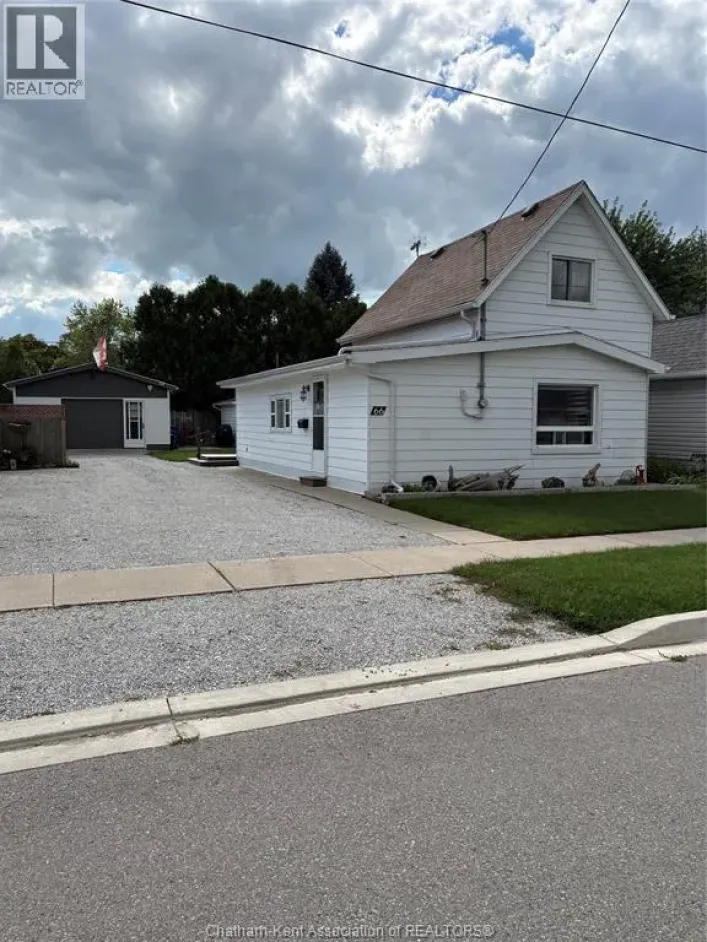 66 Woods STREET, Chatham