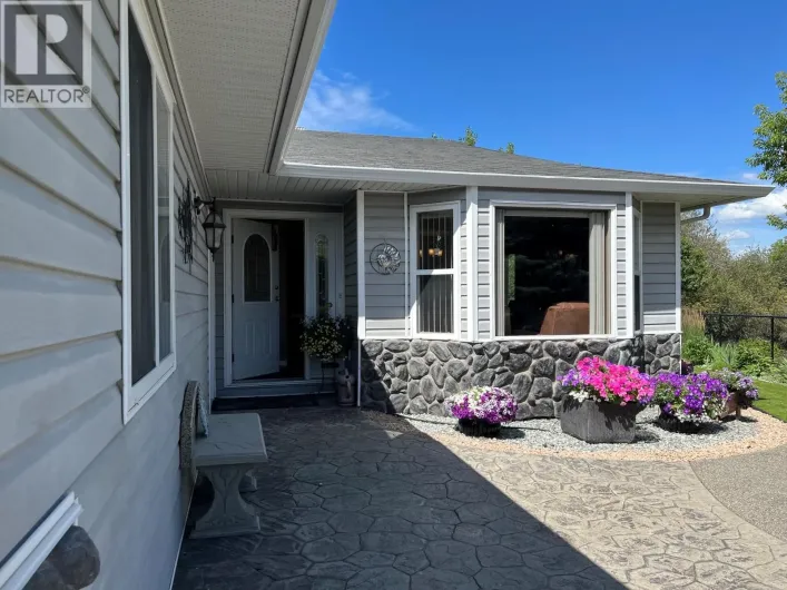 660 6th Avenue, Vernon