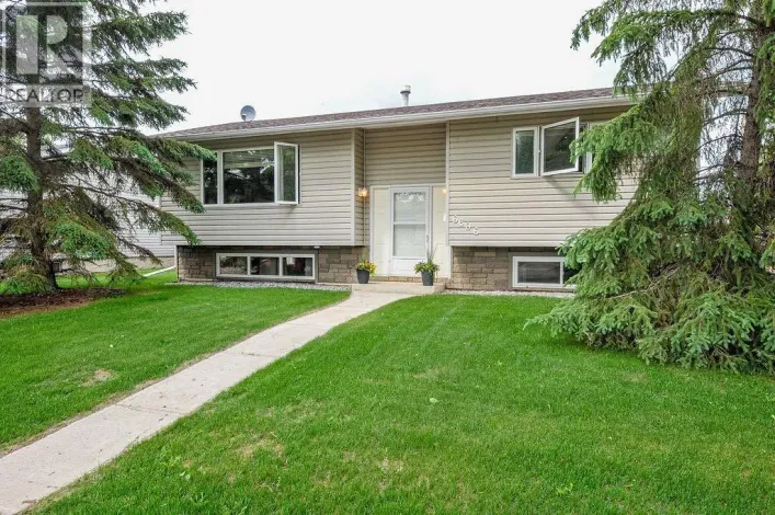 6606 44 Avenue, Camrose