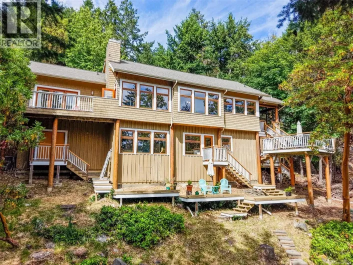 6608 Razor Point Rd, Pender Island