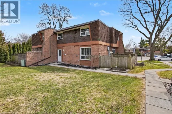 661 FRANCIS Road Unit# 4, Burlington