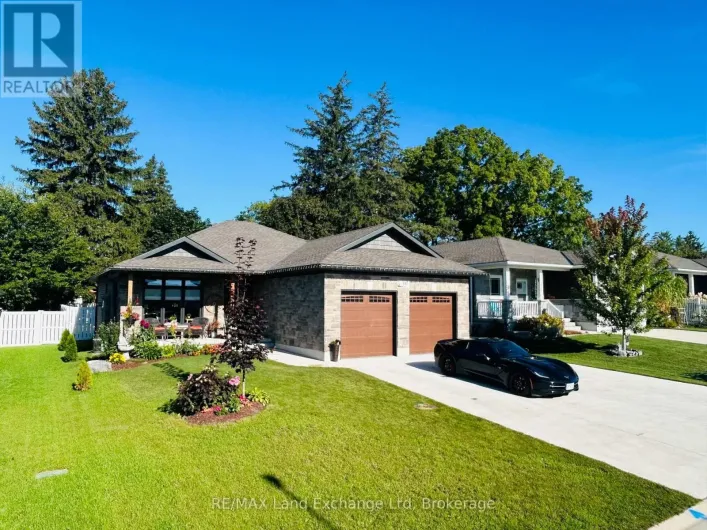 661 GLORIA STREET, North Huron