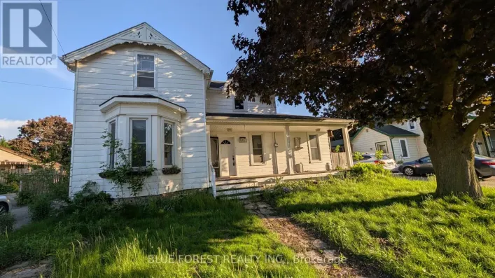 House for sale: 662 FRANCES STREET, Woodstock