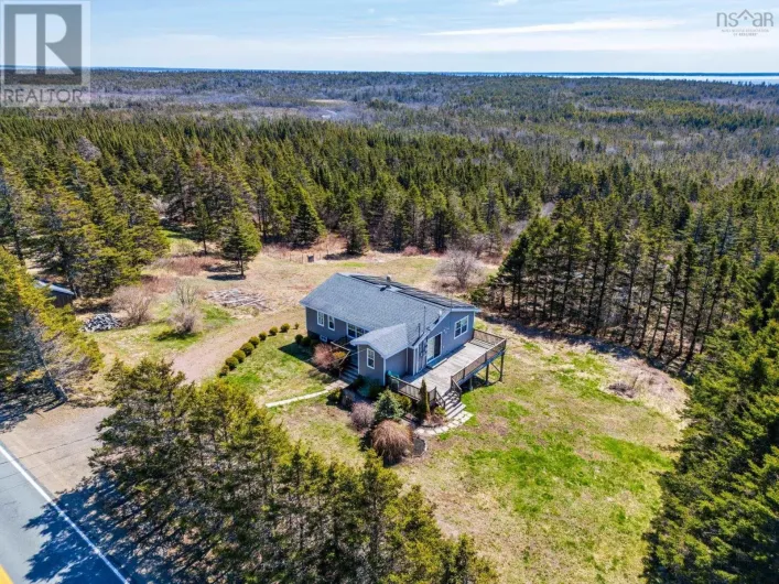 662 Highway 217, Freeport