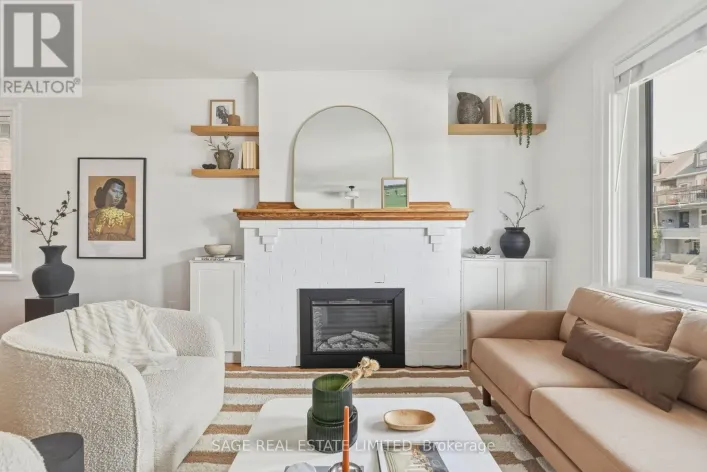 662 WOODBINE AVENUE, Toronto
