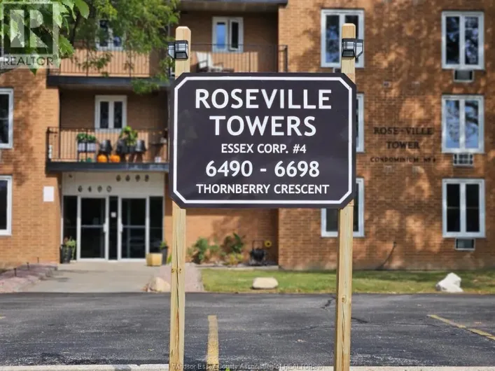 6624 THORNBERRY Unit# 207, Windsor