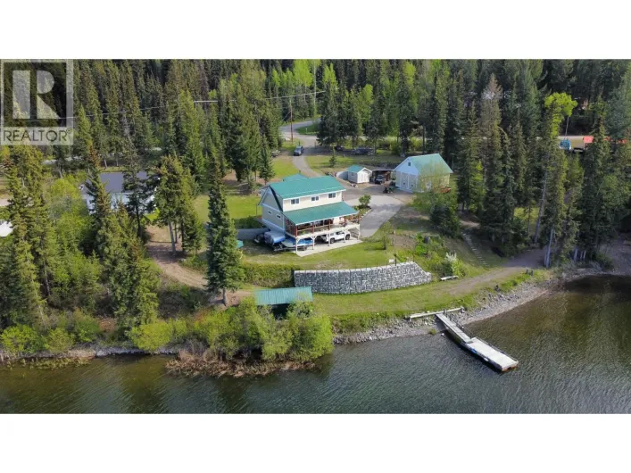 House for sale: 6627 MCNOLTY ROAD, 100 Mile House