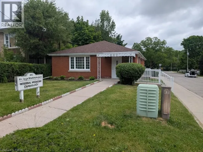 663 CORONATION Boulevard, Cambridge