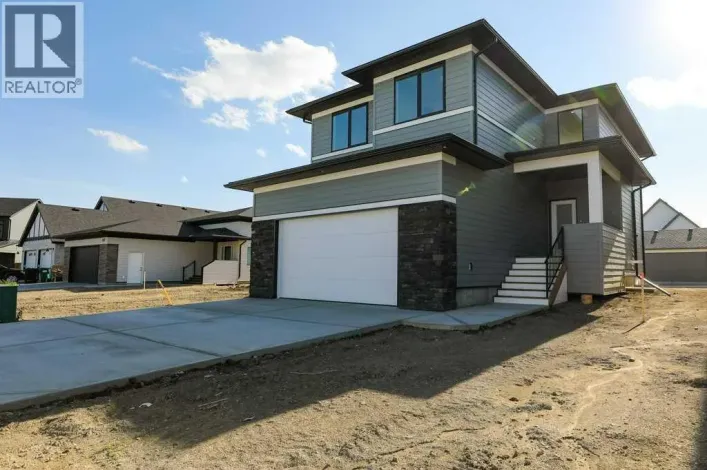 664 Devonia Road W, Lethbridge