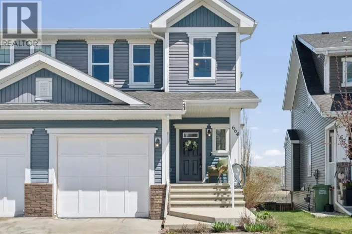 664 River Heights Crescent, Cochrane