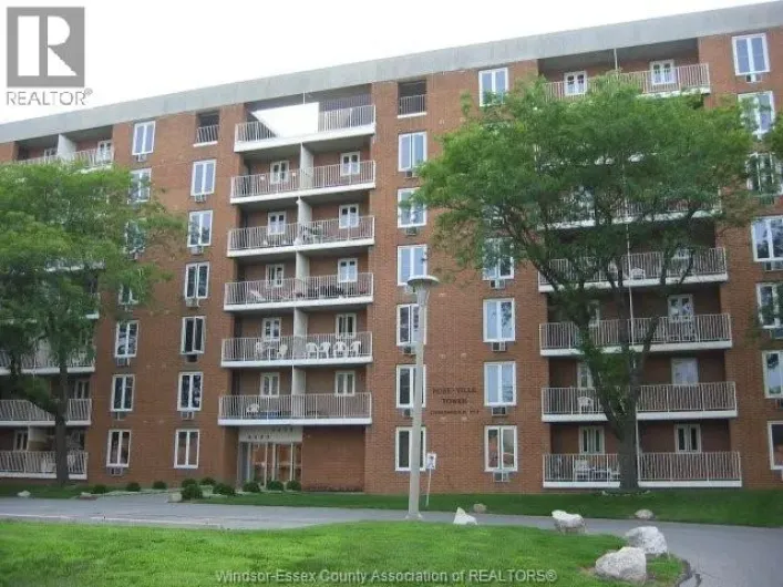 6640 THORNBERRY Unit# 215, Windsor