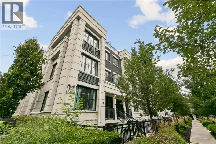 665 CRICKLEWOOD Drive Unit# 703, Mississauga