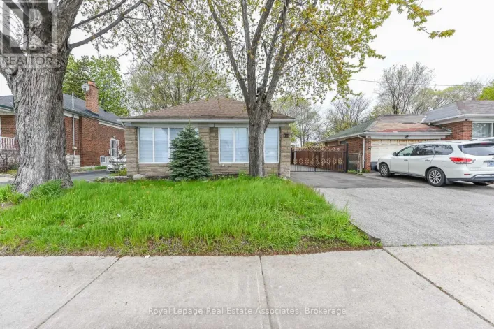 665 KIPLING AVENUE, Toronto