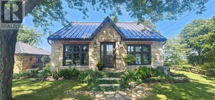 665 RIDGE ROAD, Hamilton
