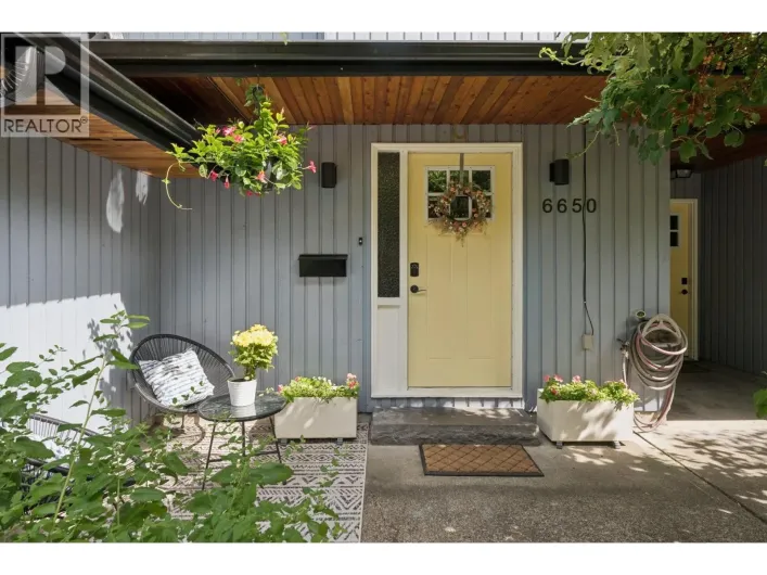 6650 NELSON AVENUE, West Vancouver