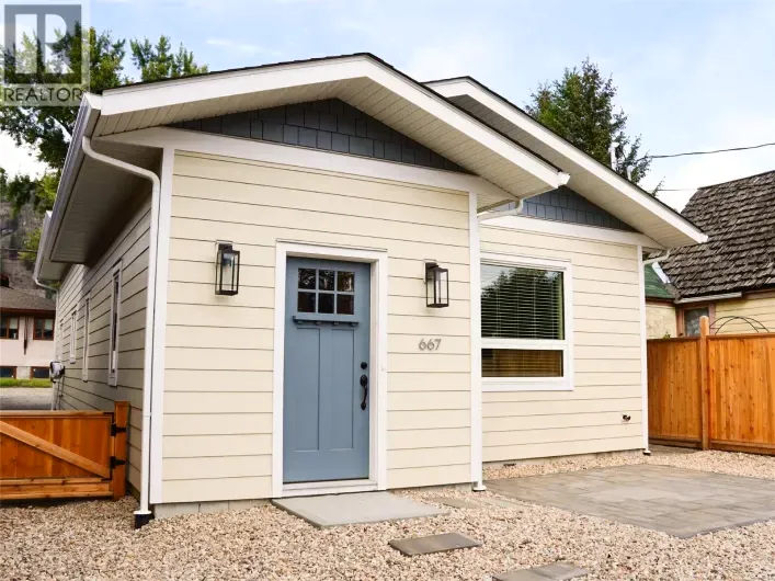 667 72nd Avenue, Grand Forks