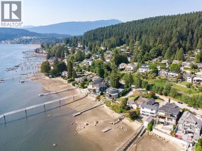 668 ALDERSIDE ROAD, Port Moody