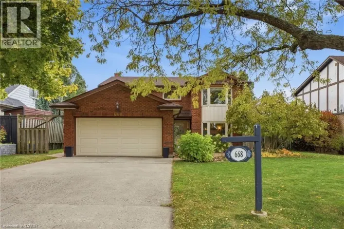 668 TOMAHAWK Crescent, Ancaster