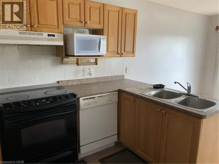 668A BUTTERNUT Avenue Unit# Main, Waterloo