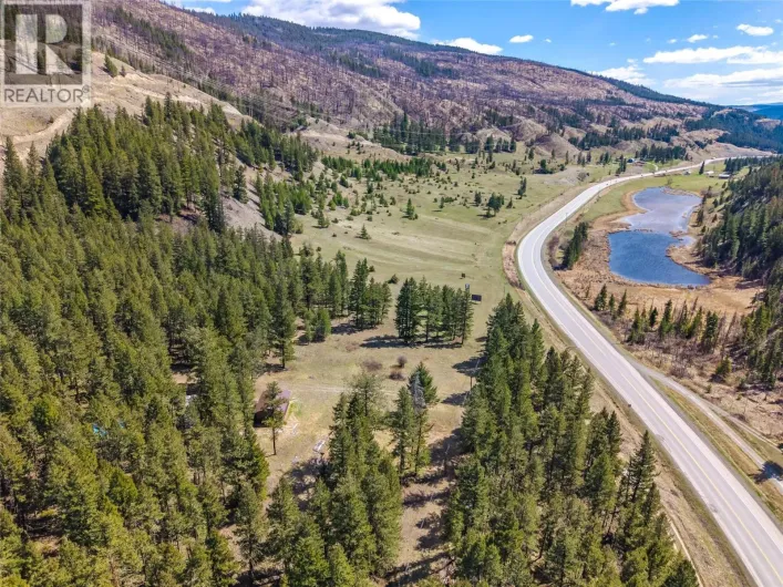 6696 Cariboo Highway 97, Clinton