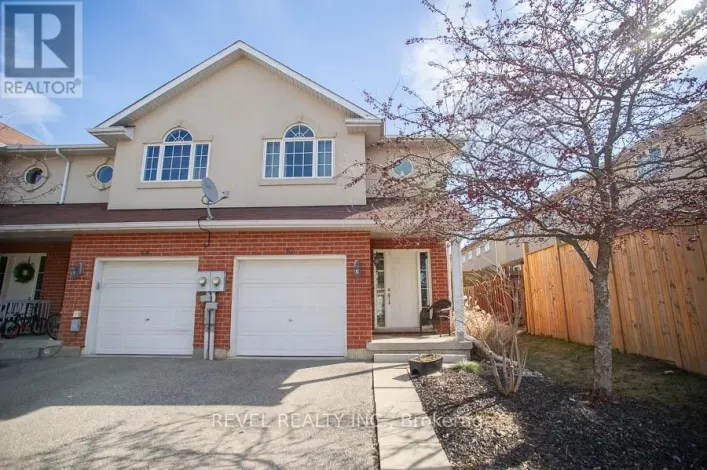 67 - 20 MCCONKEY CRESCENT, Brantford