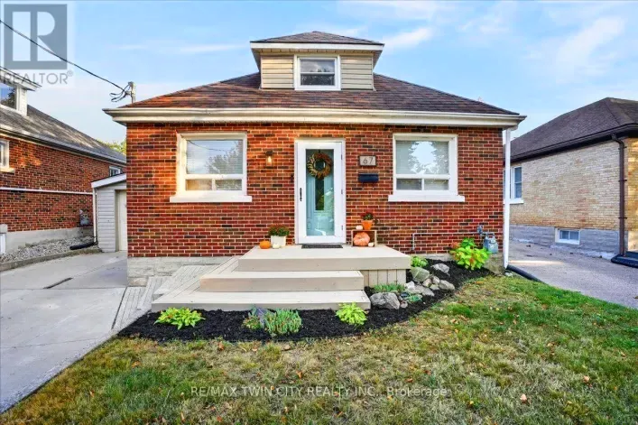 67 ARNOLD STREET, Kitchener