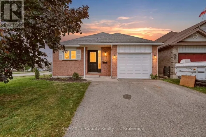 67 BECKETT BOULEVARD, Tillsonburg