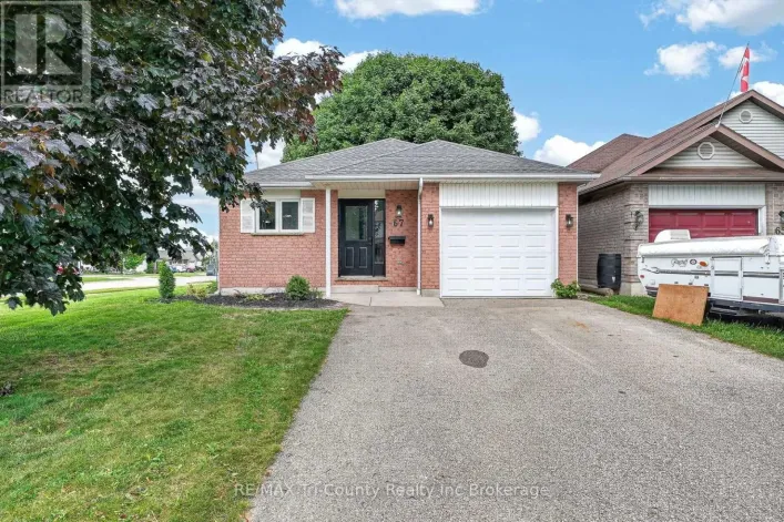 67 BECKETT BOULEVARD, Tillsonburg