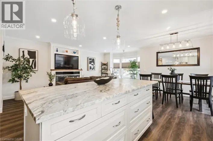 67 BRECKENRIDGE Drive Unit# 102, Kitchener