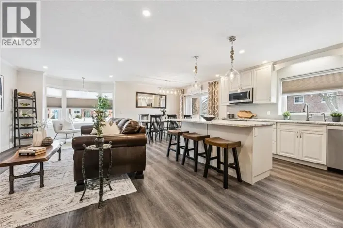 67 BRECKENRIDGE Drive Unit# 102, Kitchener