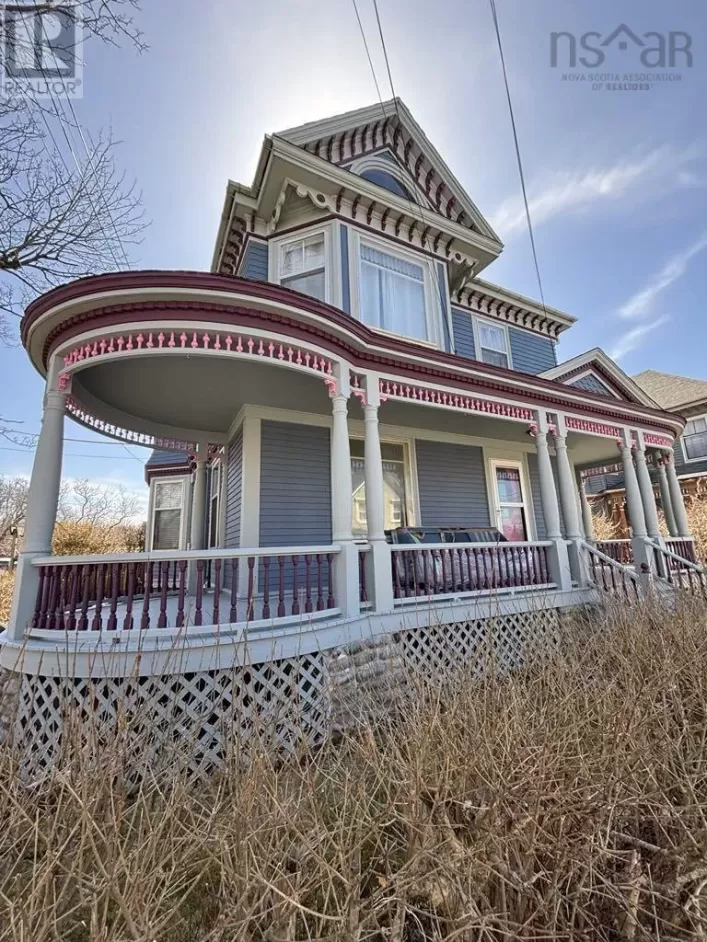 67 Cliff Street, Yarmouth