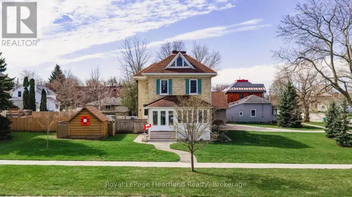 67 ELGIN AVENUE W, Goderich)