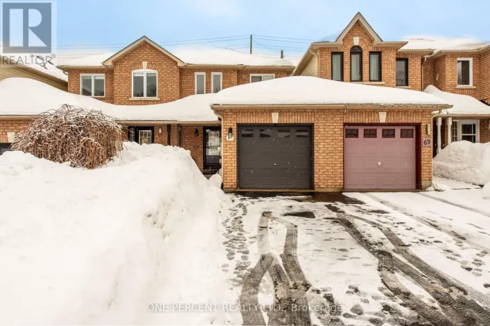 67 HAWTHORNE CRESCENT, Barrie