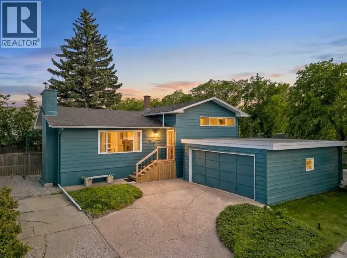 67 Hooke Road SW, Calgary