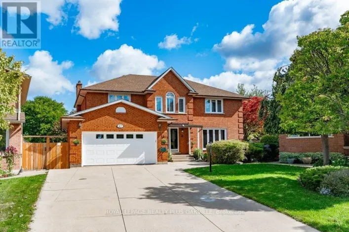 67 HORIZON COURT, Hamilton