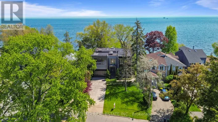 67 LAKE PROMENADE, Toronto