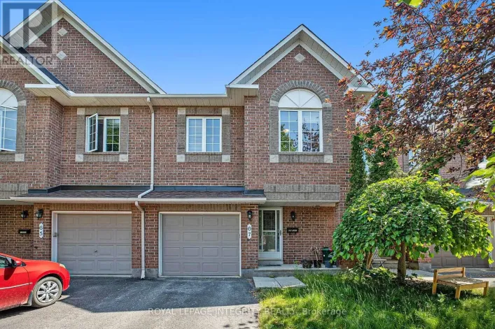 67 LANDOVER CRESCENT, Ottawa