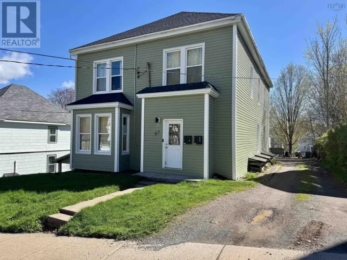 67 Lyman Street, Truro