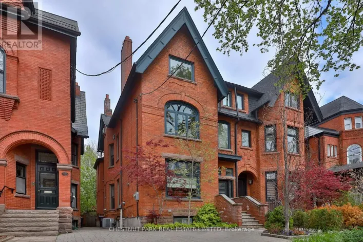 67 MADISON AVENUE, Toronto