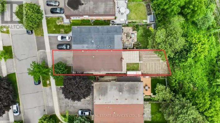 67 MINTWOOD DRIVE, Toronto