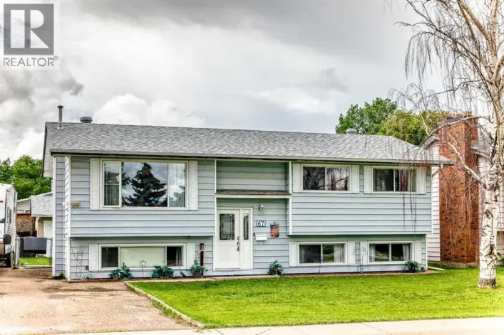 67 Newcombe Crescent, Red Deer