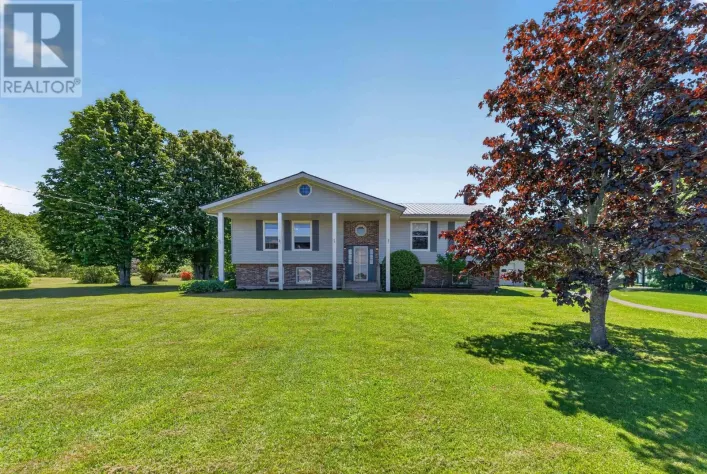 67 Richard Douglas Drive, Mermaid