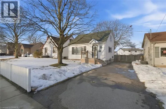 67 WOOD Street, Brantford