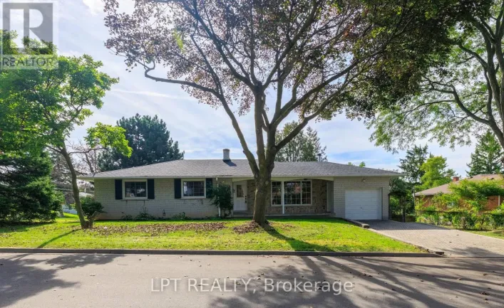 67 WOODTHORPE ROAD, Toronto