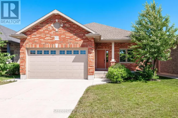 670 FORMAN AVENUE, Stratford