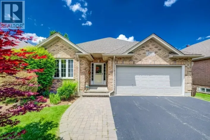 670 SALZBURG Drive, Waterloo