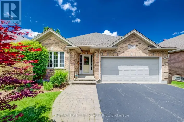670 SALZBURG DRIVE, Waterloo